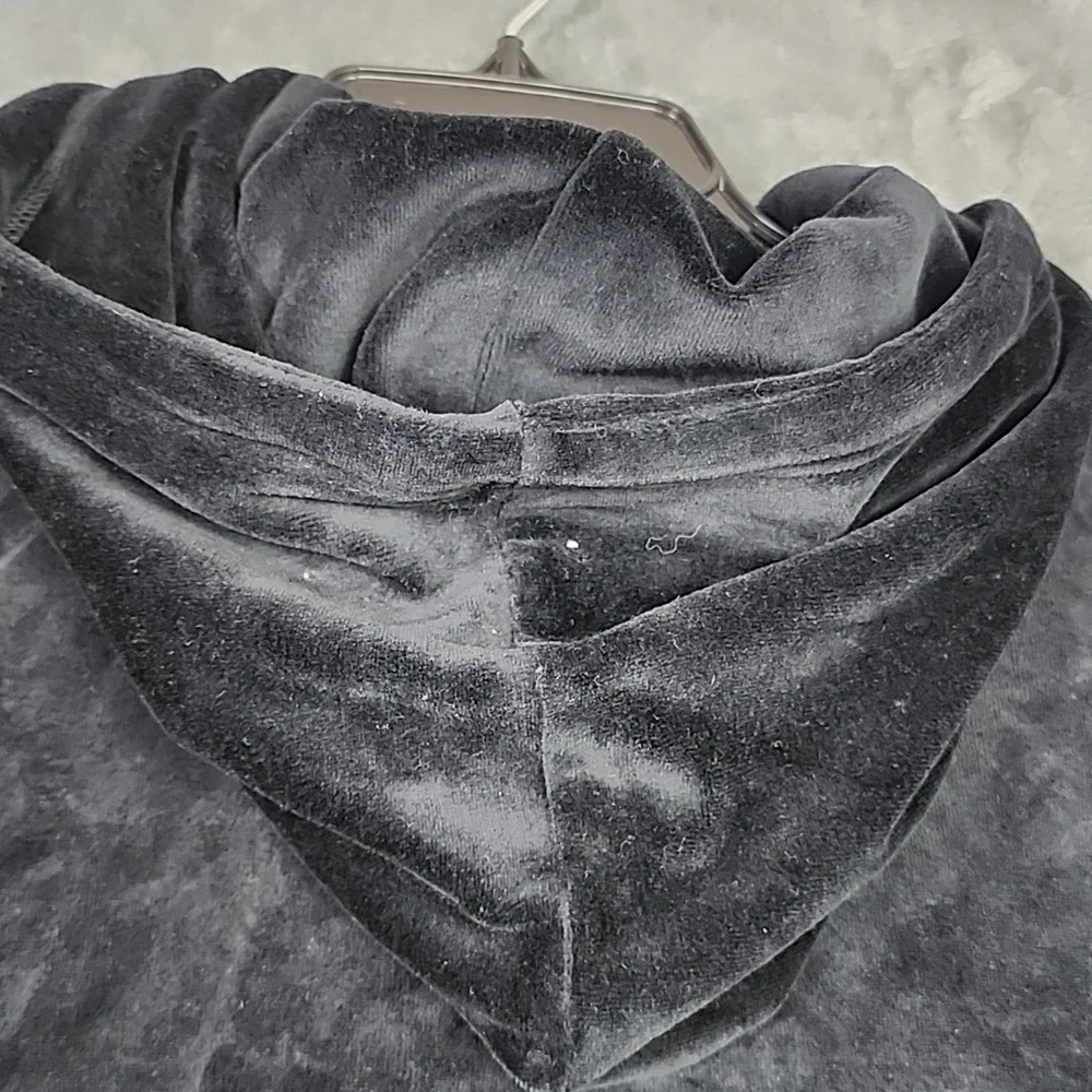 Black Velvet zip-up hoodie with Rhinestones. Size 2X Women's - Picture 8 of 9